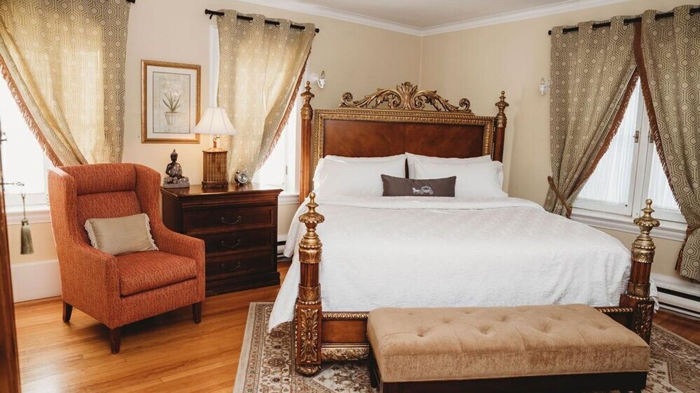 Grey Gables Inn