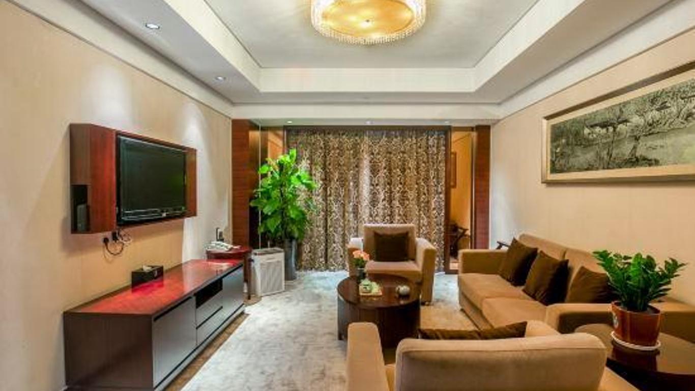 Zhongcai Hotel