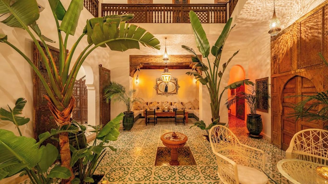 Riad Yamina52