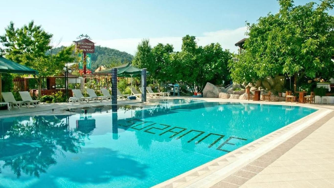 Suzanne Hotel
