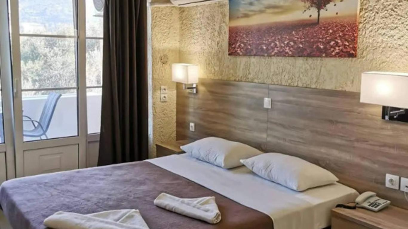 Paradise Hotel