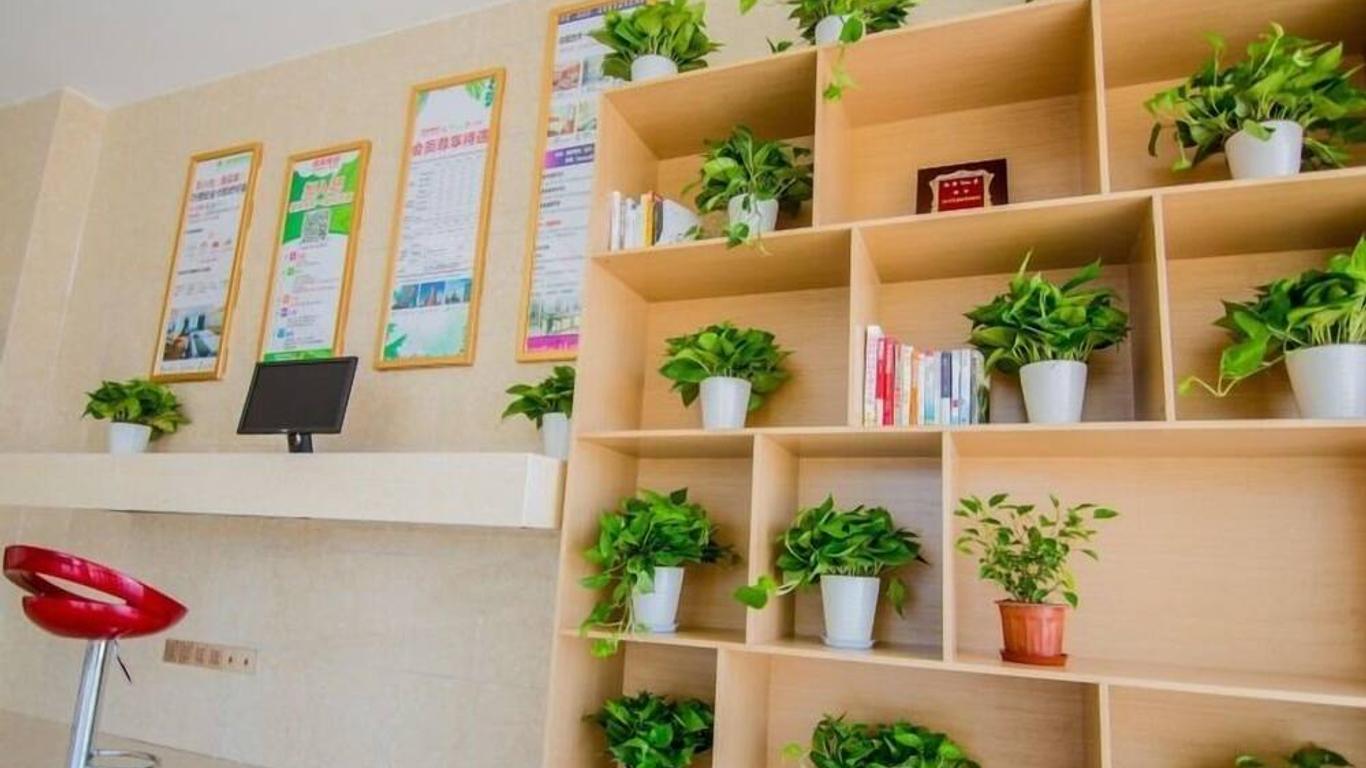 Greentree Inn Nantong Tongzhou Zhangzhishan Town Deli Square Express Hotel