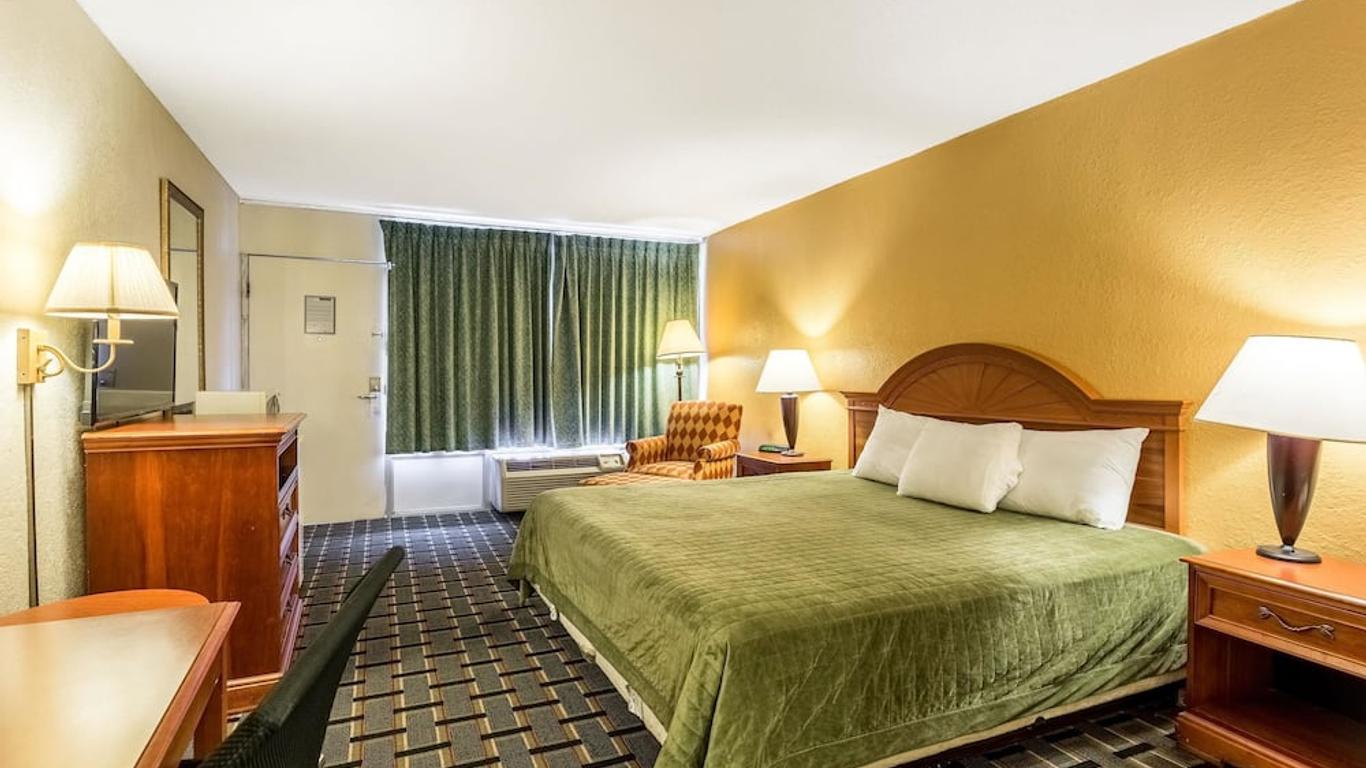 Rodeway Inn