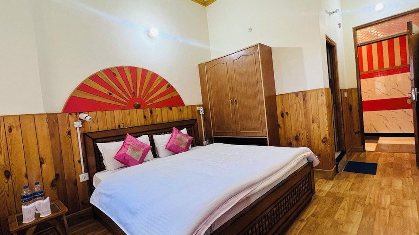 Hotel Shimla Hills International
