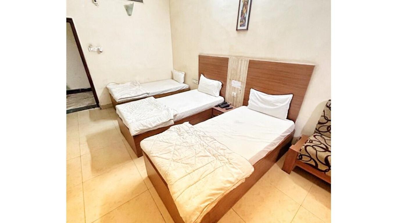 Hotel Shree Sai Shraddha