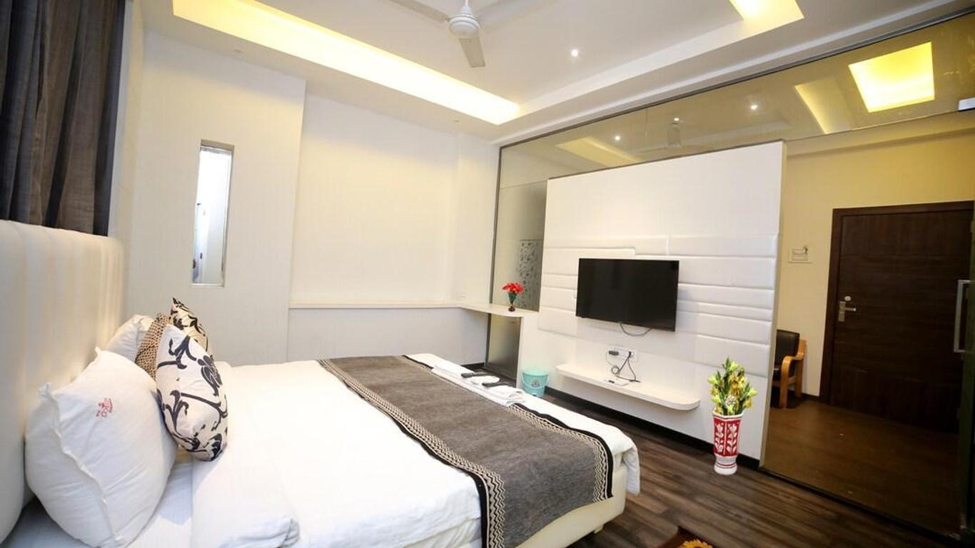 Hotel Lotus Residency