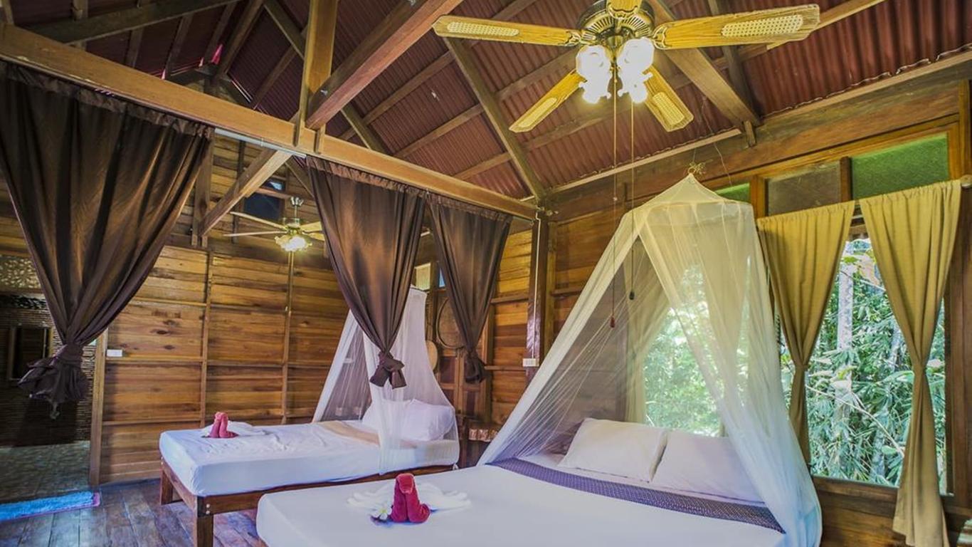 Art's Riverview Lodge