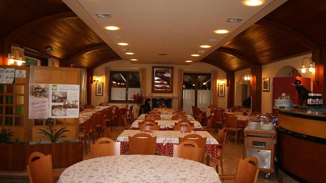 Hotel Ristorante Montenerone