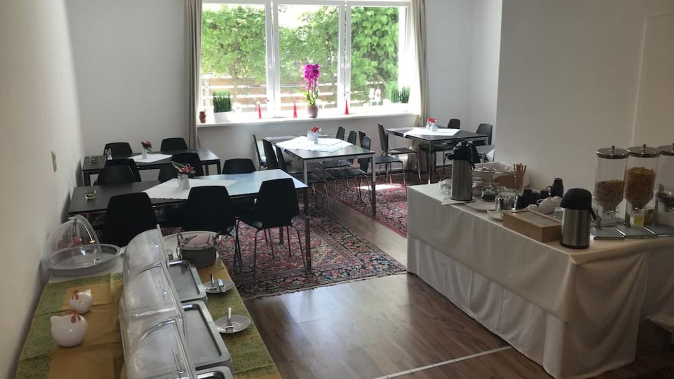 Hotel Garni Lore