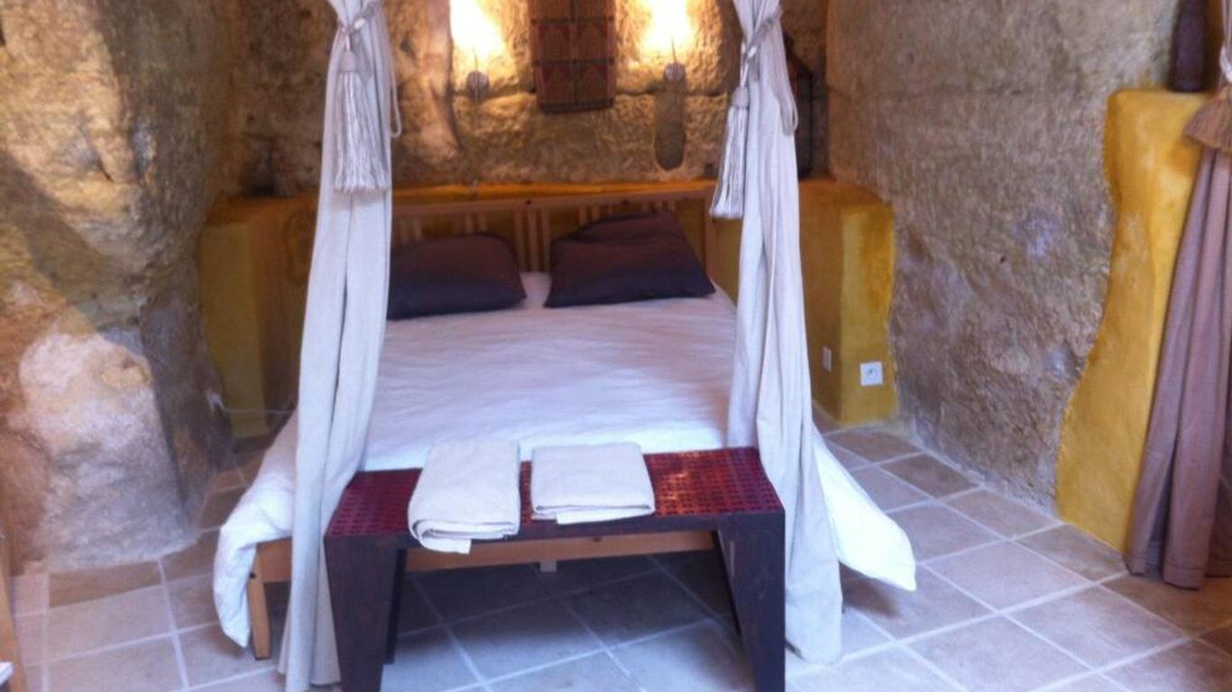 Troglodyte loft