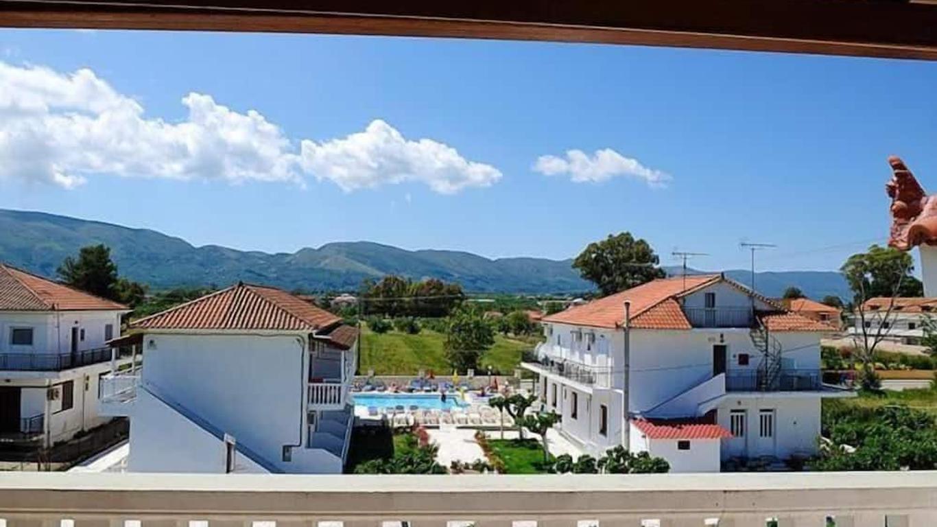 Hotel Tassia for families & couples