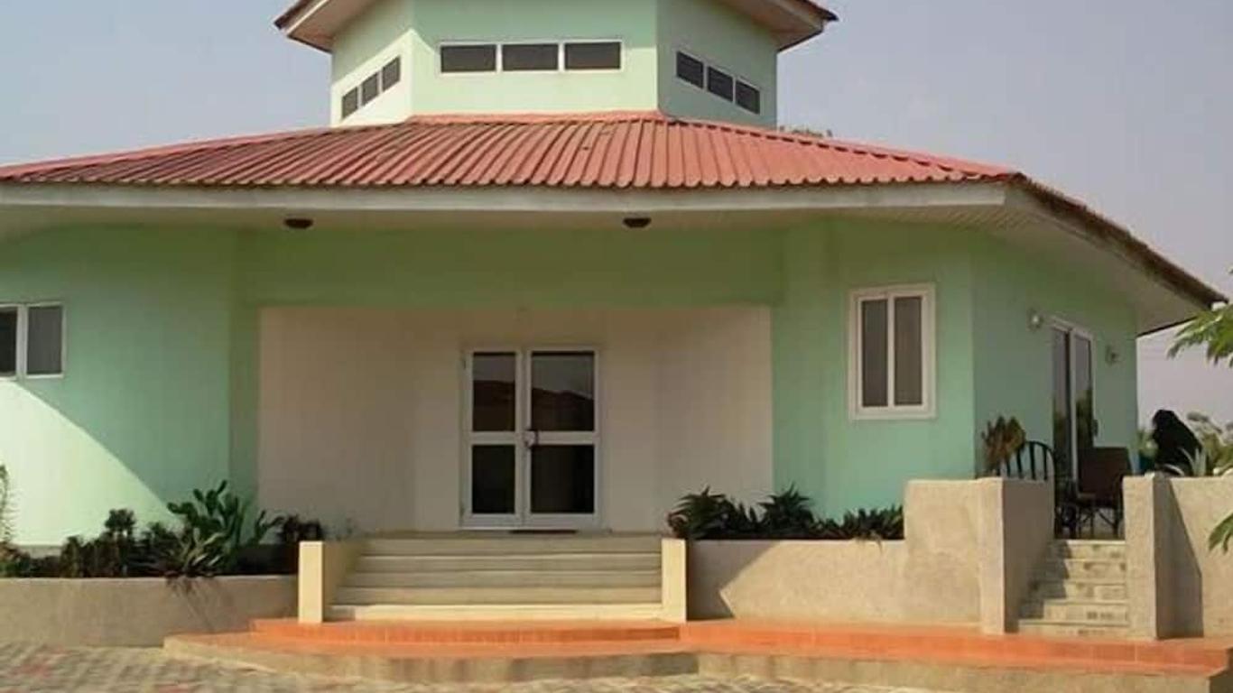 Meridian Drive Hotel