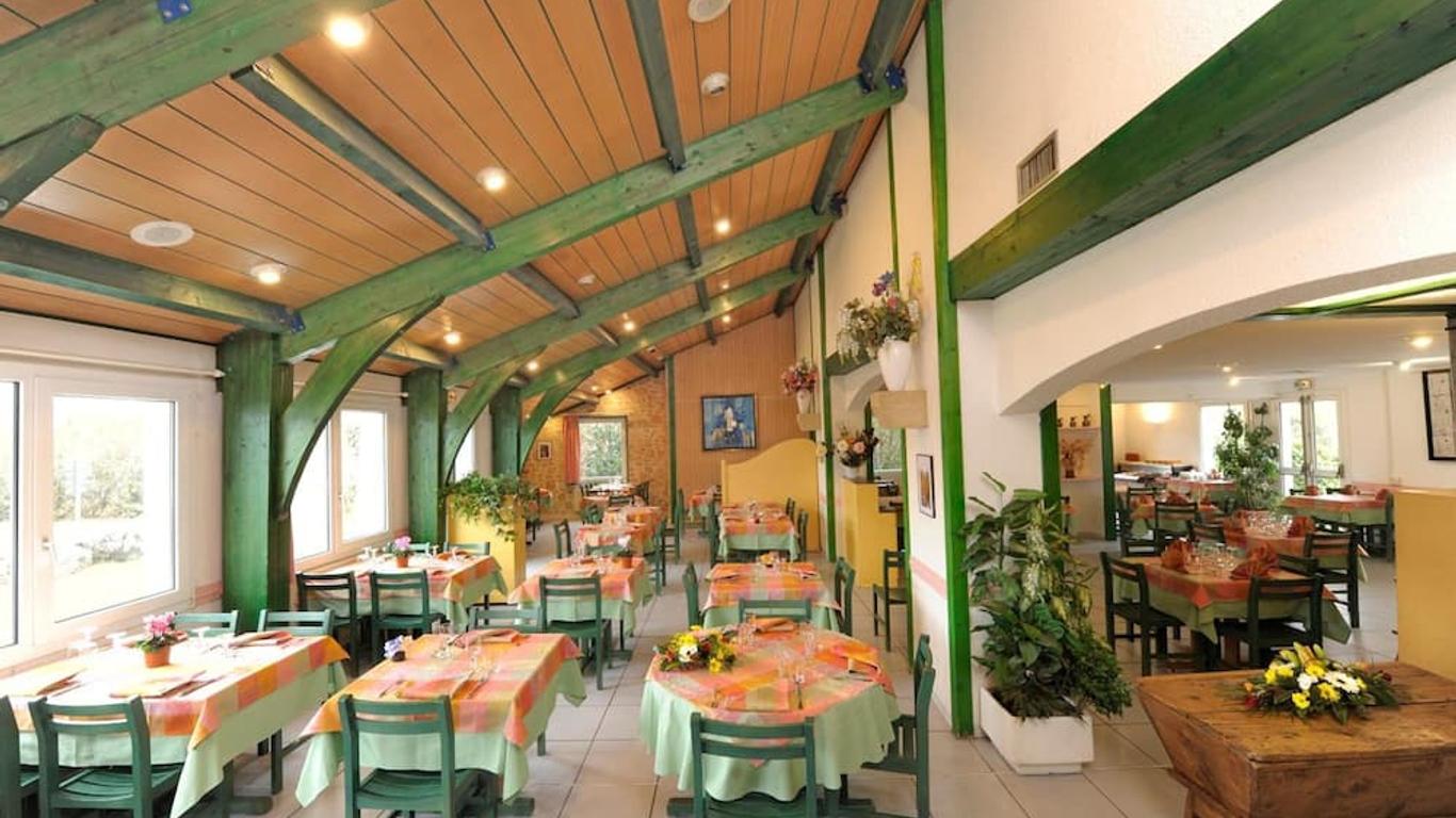Logis Hôtel Le Moulin Des Gardelles