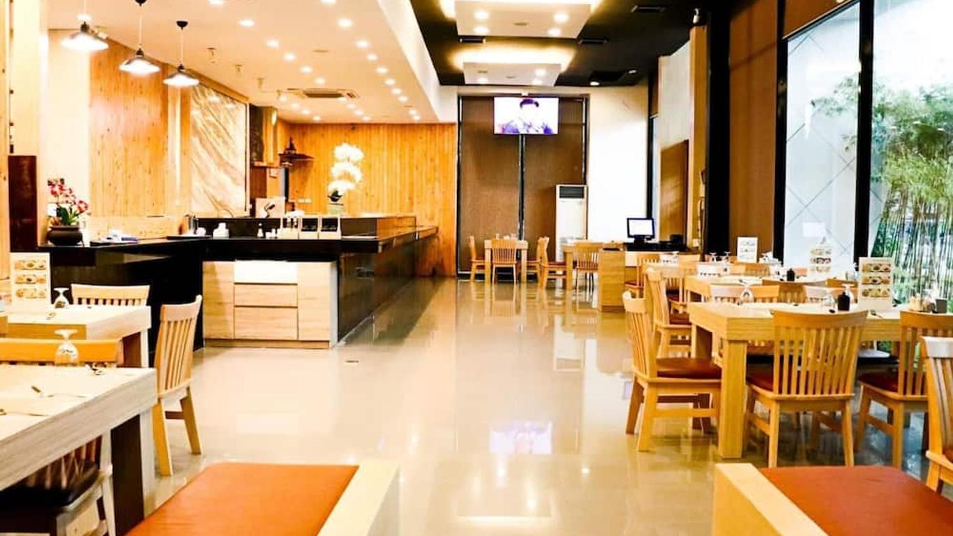 Wisdom Hotel & Residence