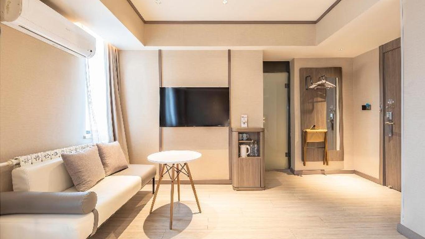 Hanting Hotel (Zhengzhou Dongming Road)