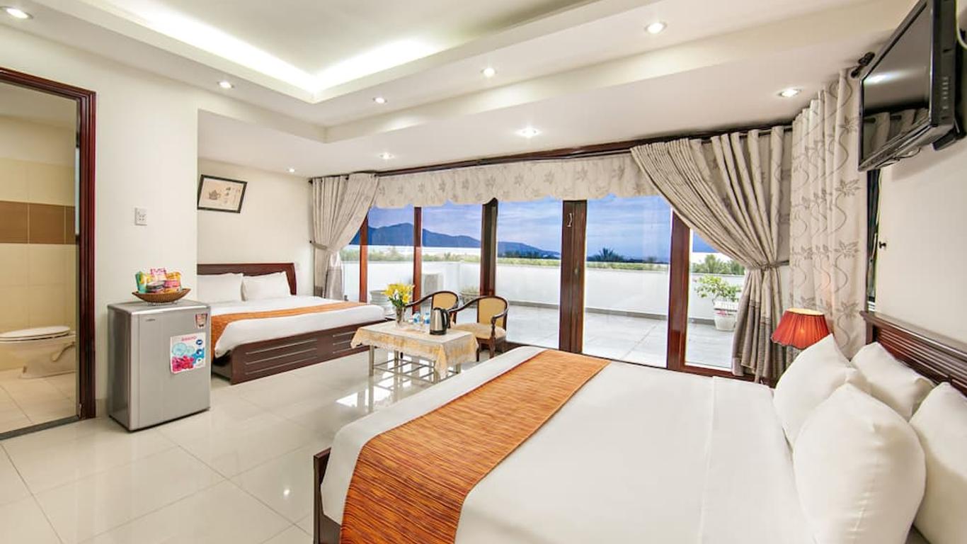 Dream Hotel