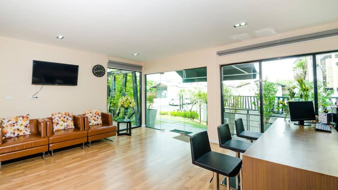 The Box Residence