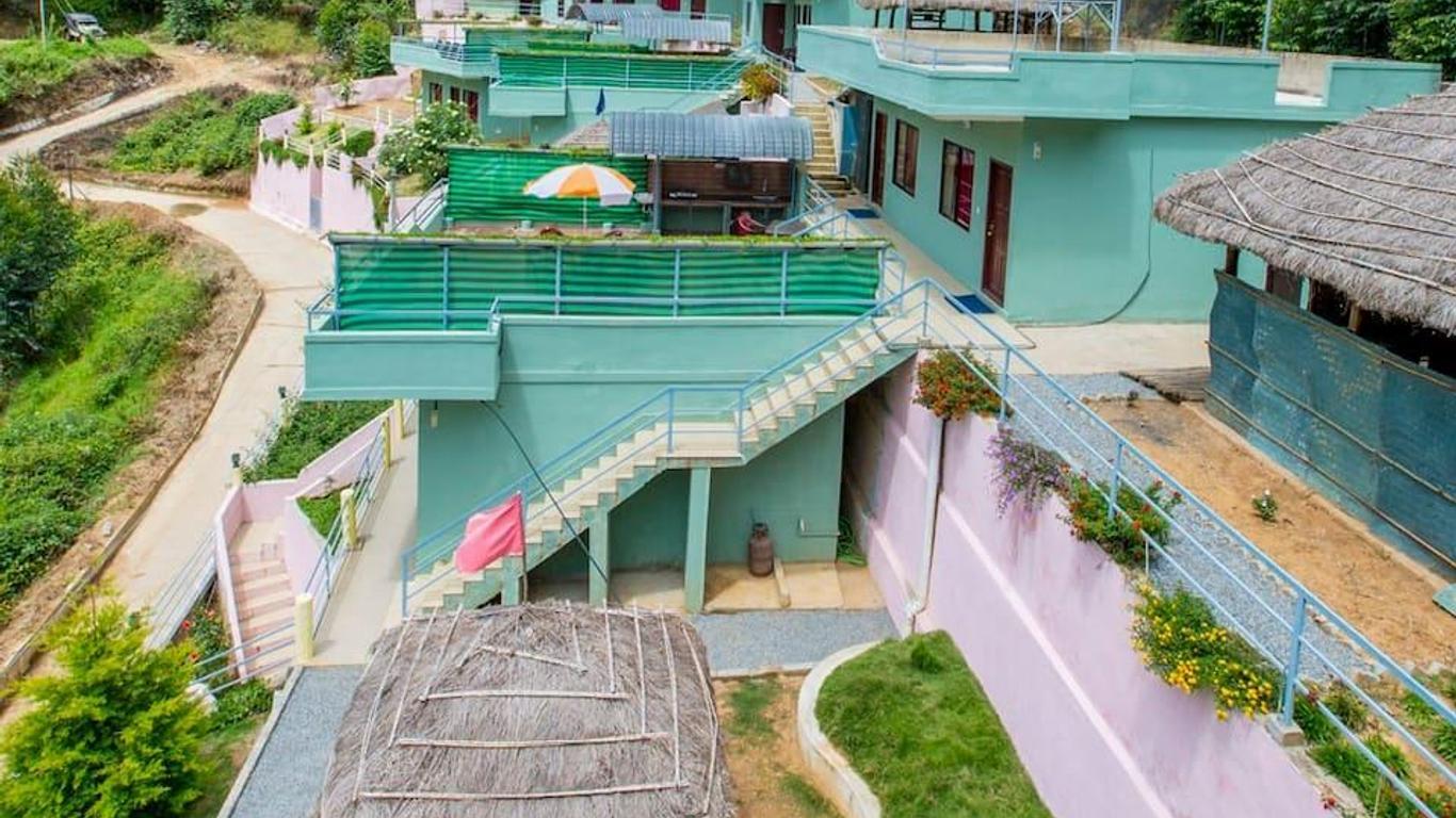 Mountain Hut Resort