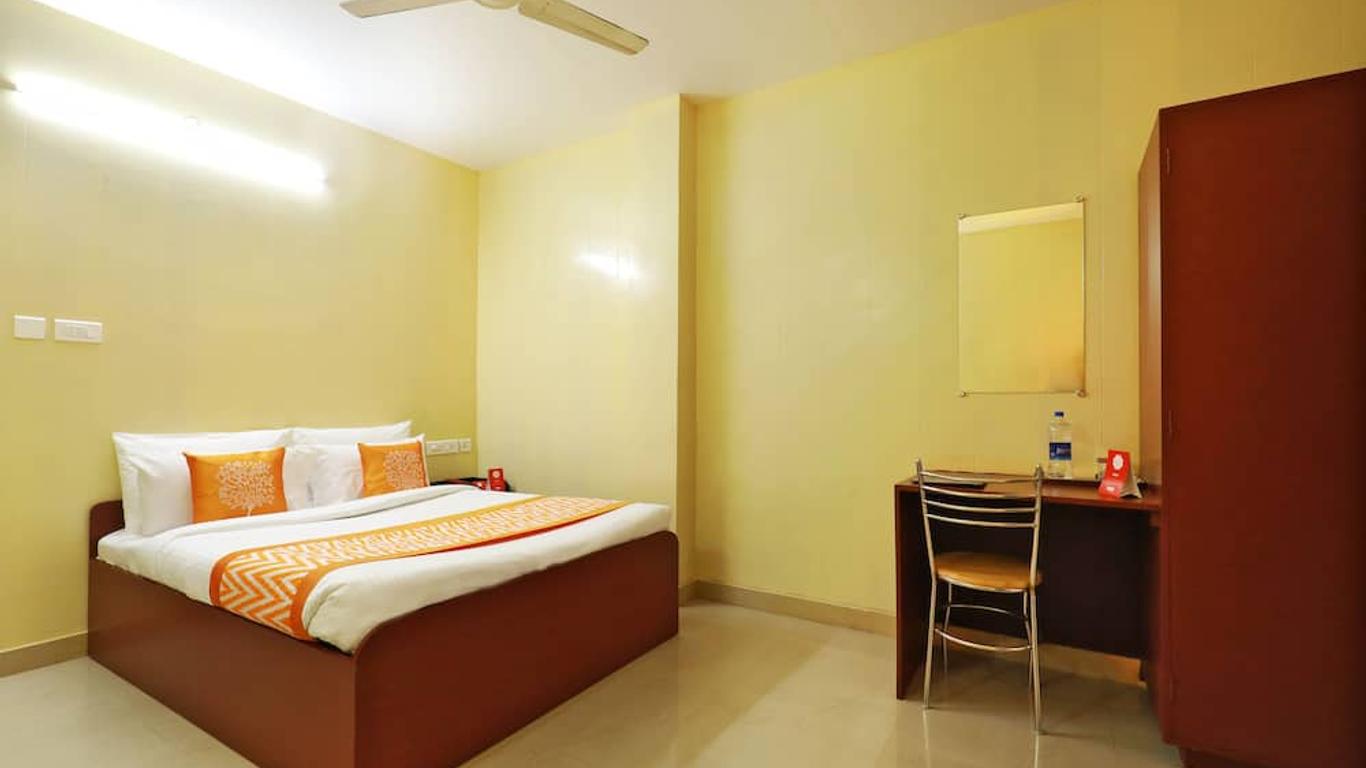 OYO 6725 Palm Inn