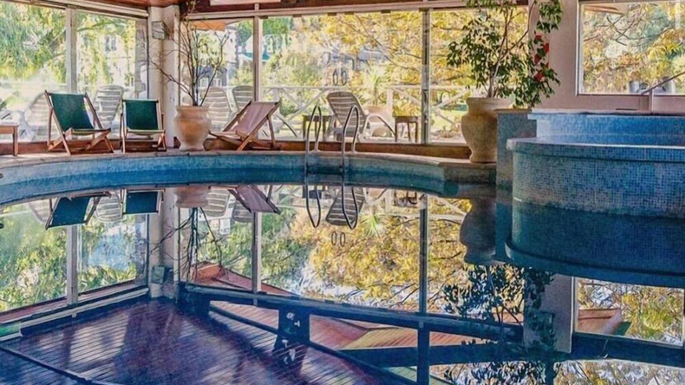 Hostal Cruz Chica