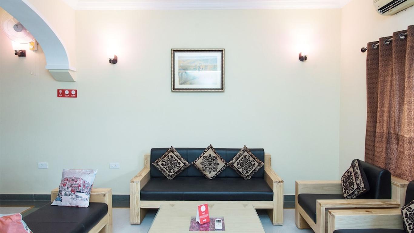 Oyo 11064 Home Spacious 3bhk Near Hiran Magri