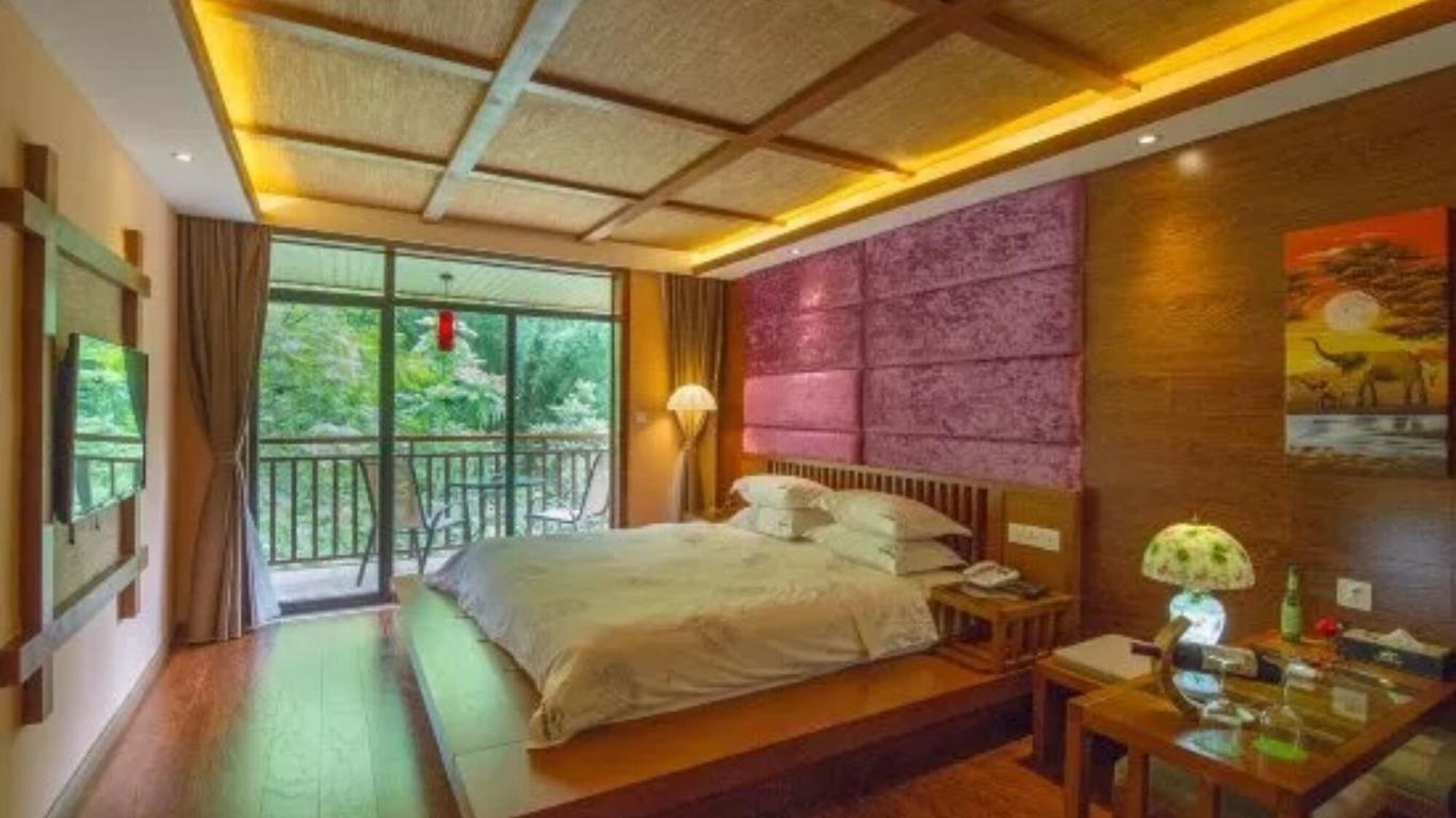 Bluesky Hotel & Resort