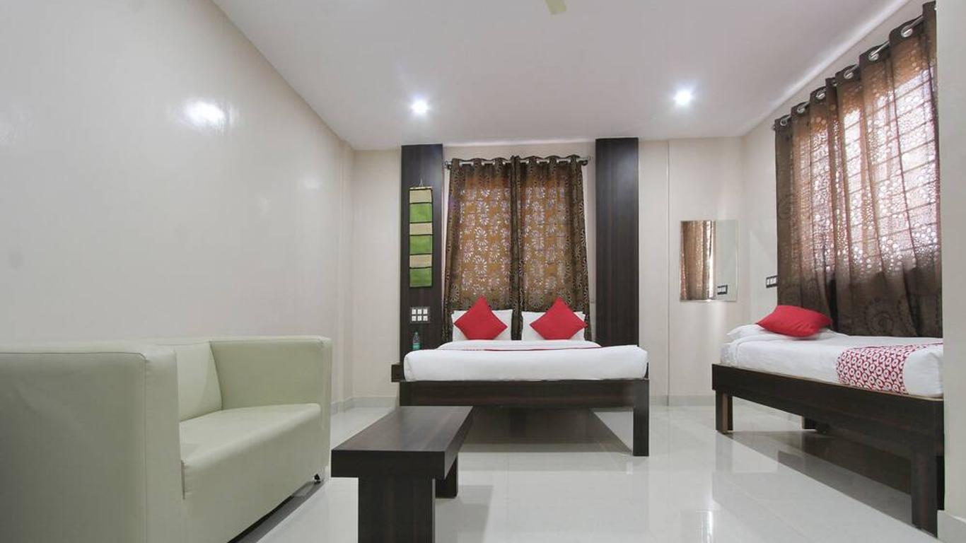 Hotel & Suites by Habitat