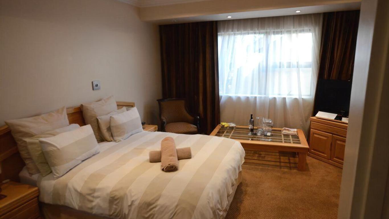 Norscot Manor Guest Lodge