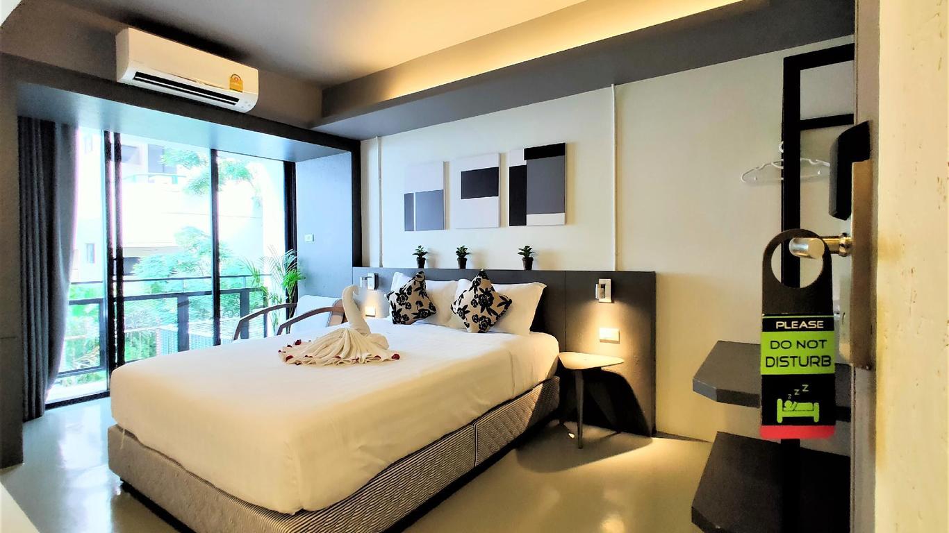 Silom Studios