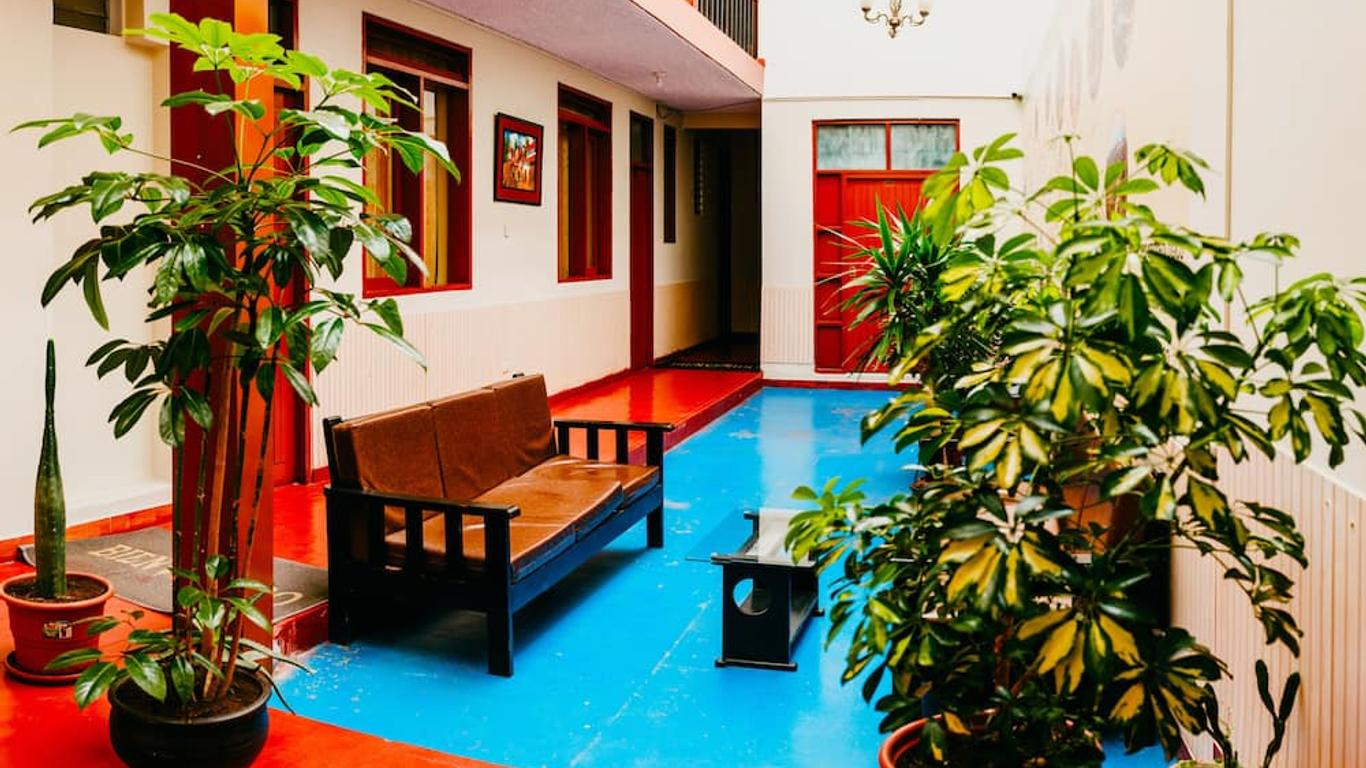 Hostal Pachacuteq Inn