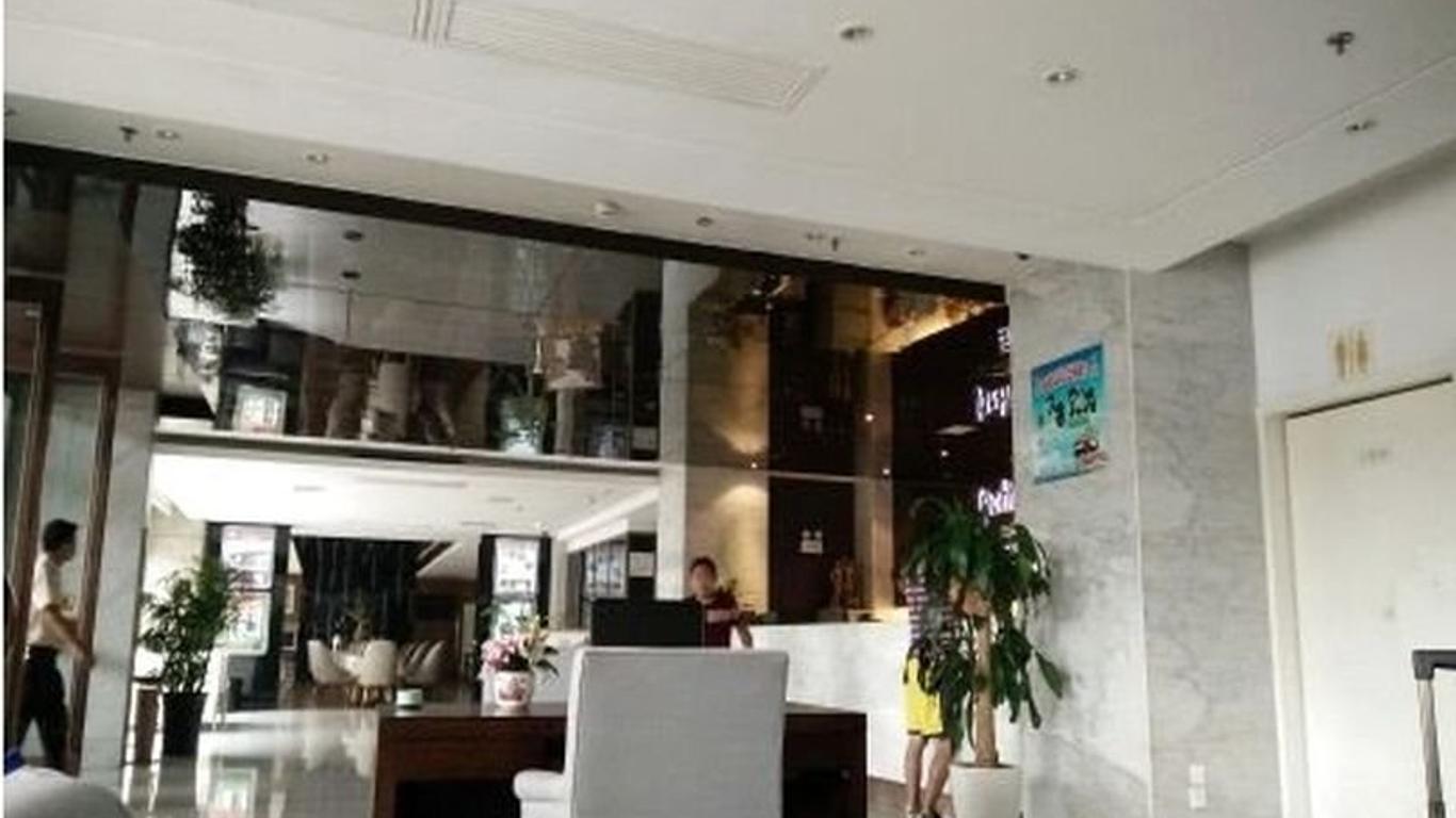 Tianjin Juchuan Lily Hotel