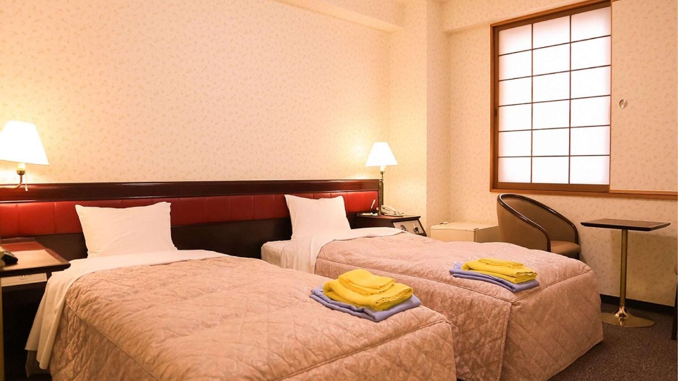 Port Shine Hotel