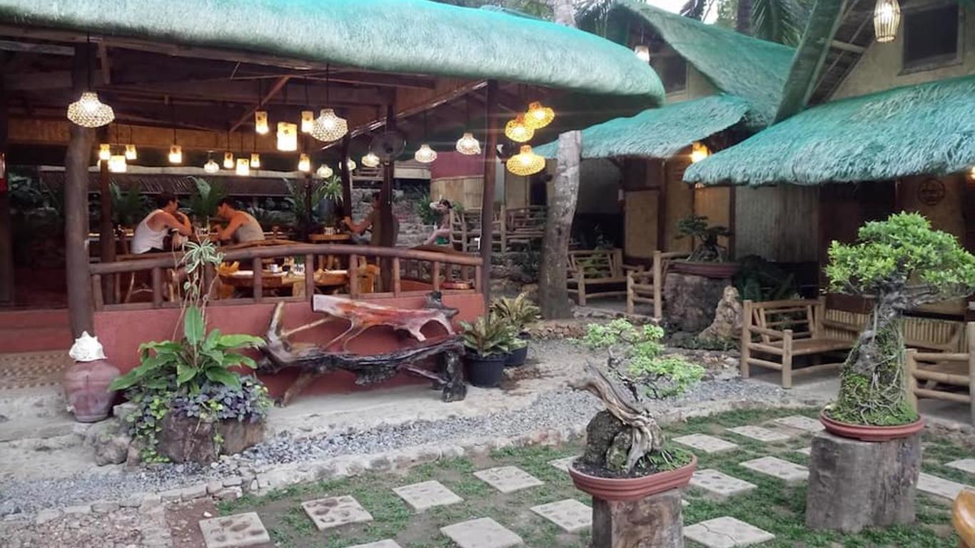 bahay kawayan backpackers inn
