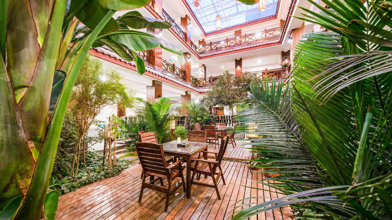 Rezen Lige Hotel Lijiang Ancient Town Waterwheel