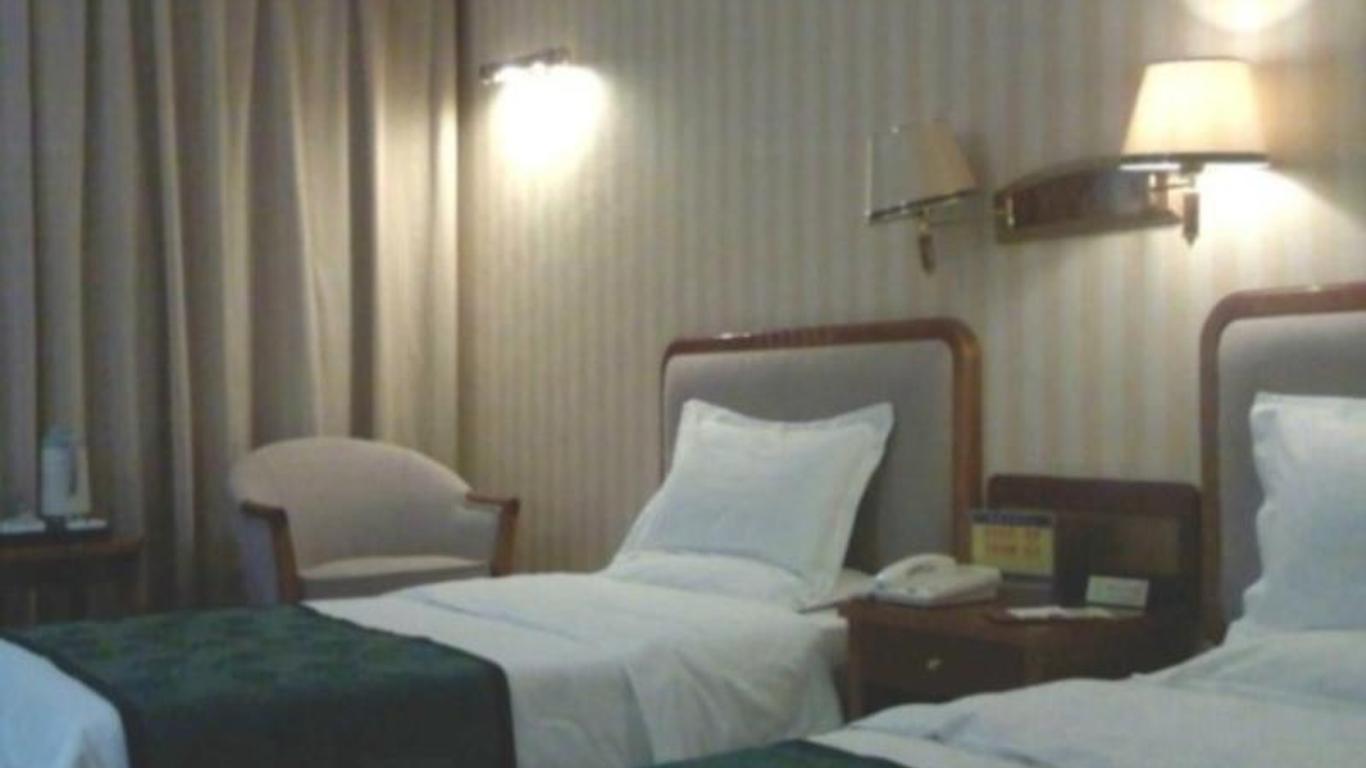 Zhengzhou Airport Hotel