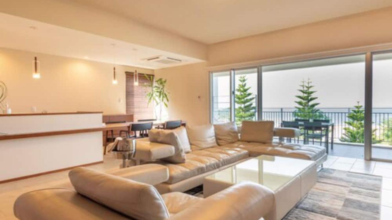 Condominium T-Room