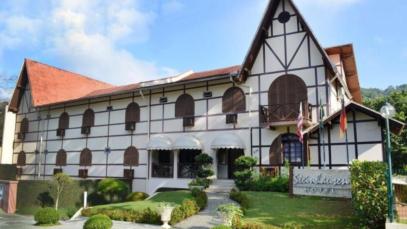 Steinhausen Colonial Hotel