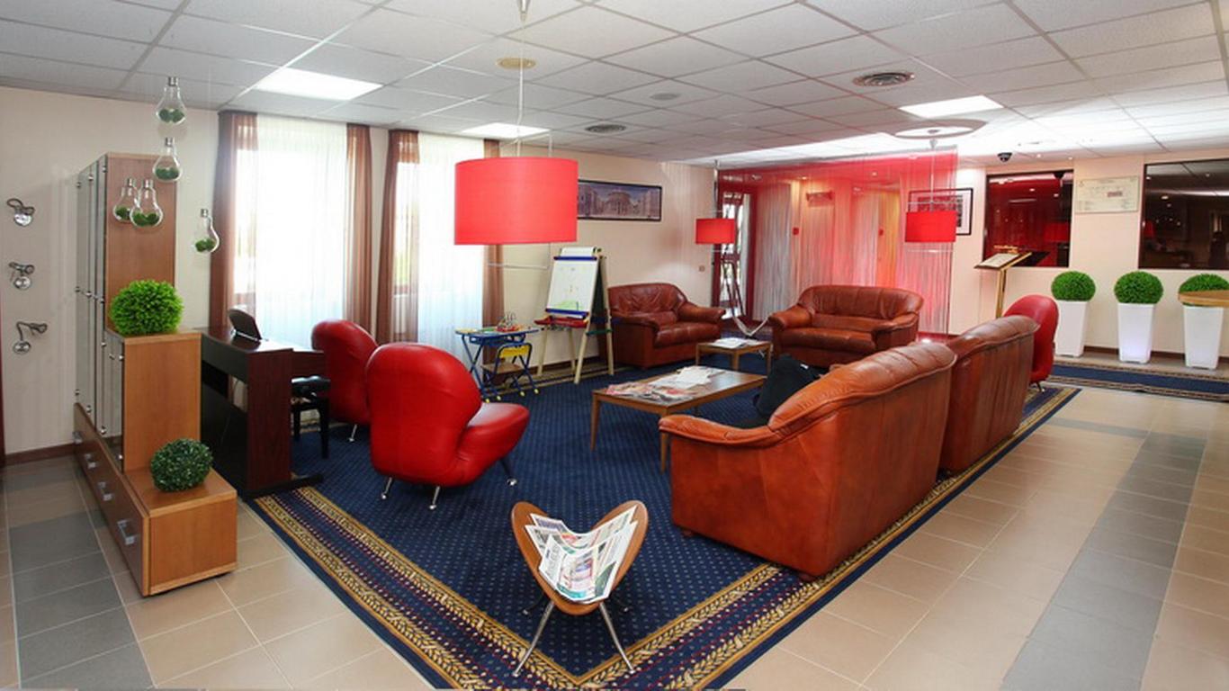 Venice Hotel