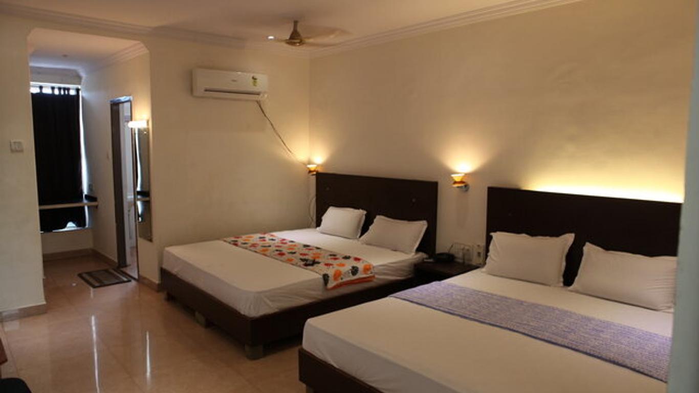 Super Townhouse Everest Hotel