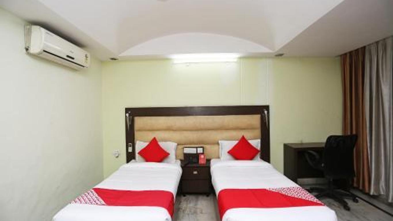 OYO 23661 Hotel Swagat Palace