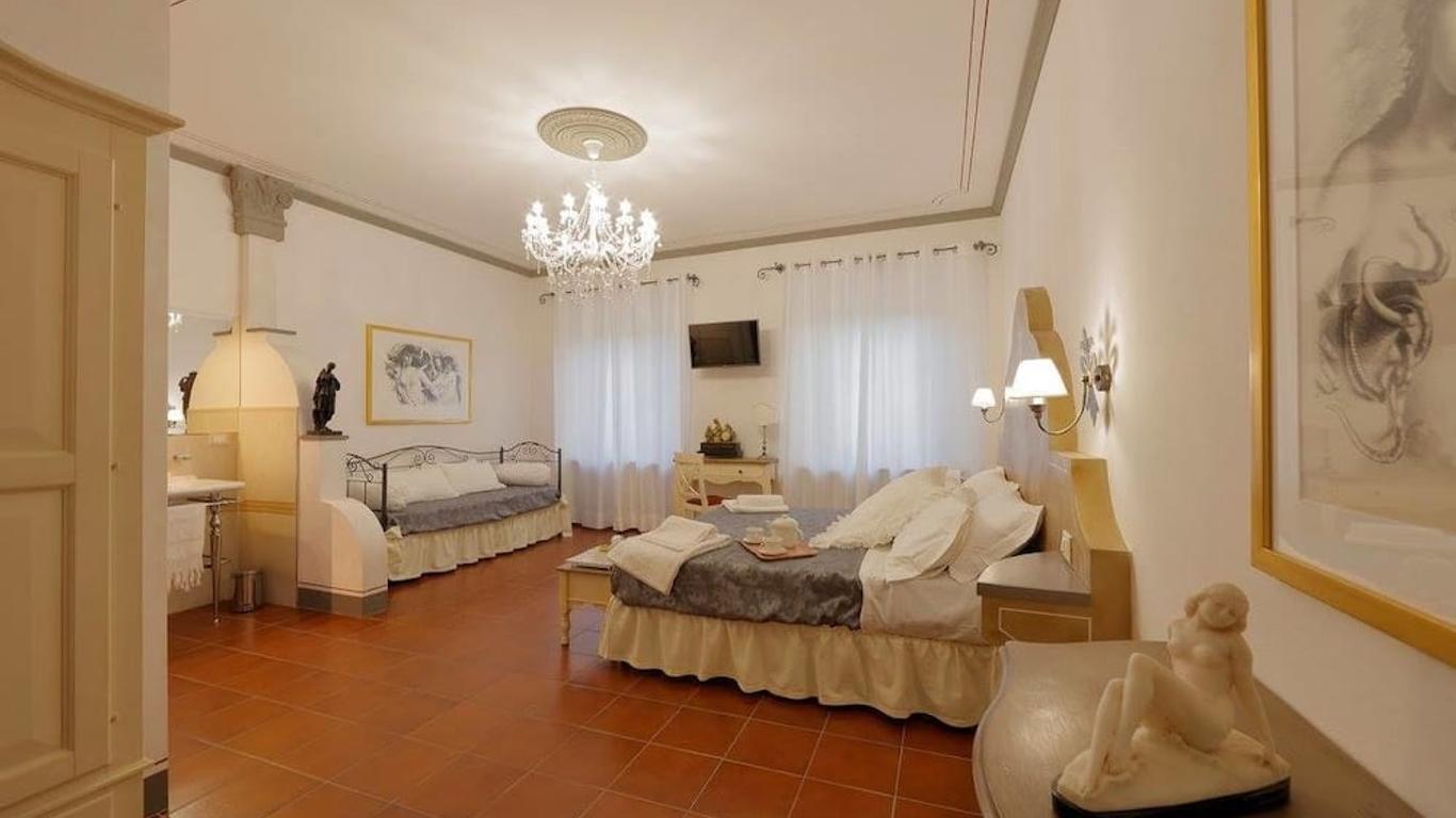 Palazzo Mari suite & rooms b&b