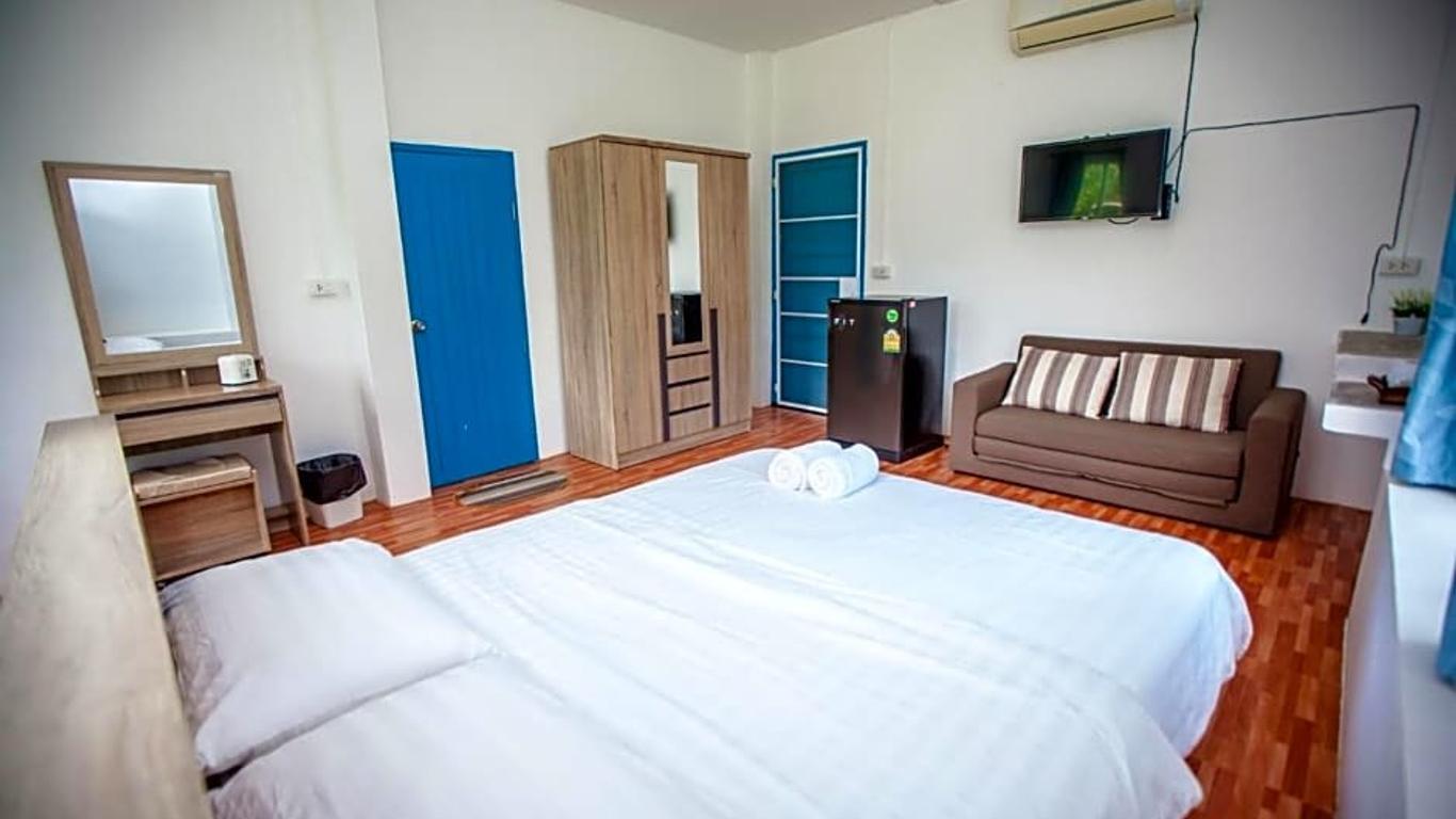 Hip Home at Hod