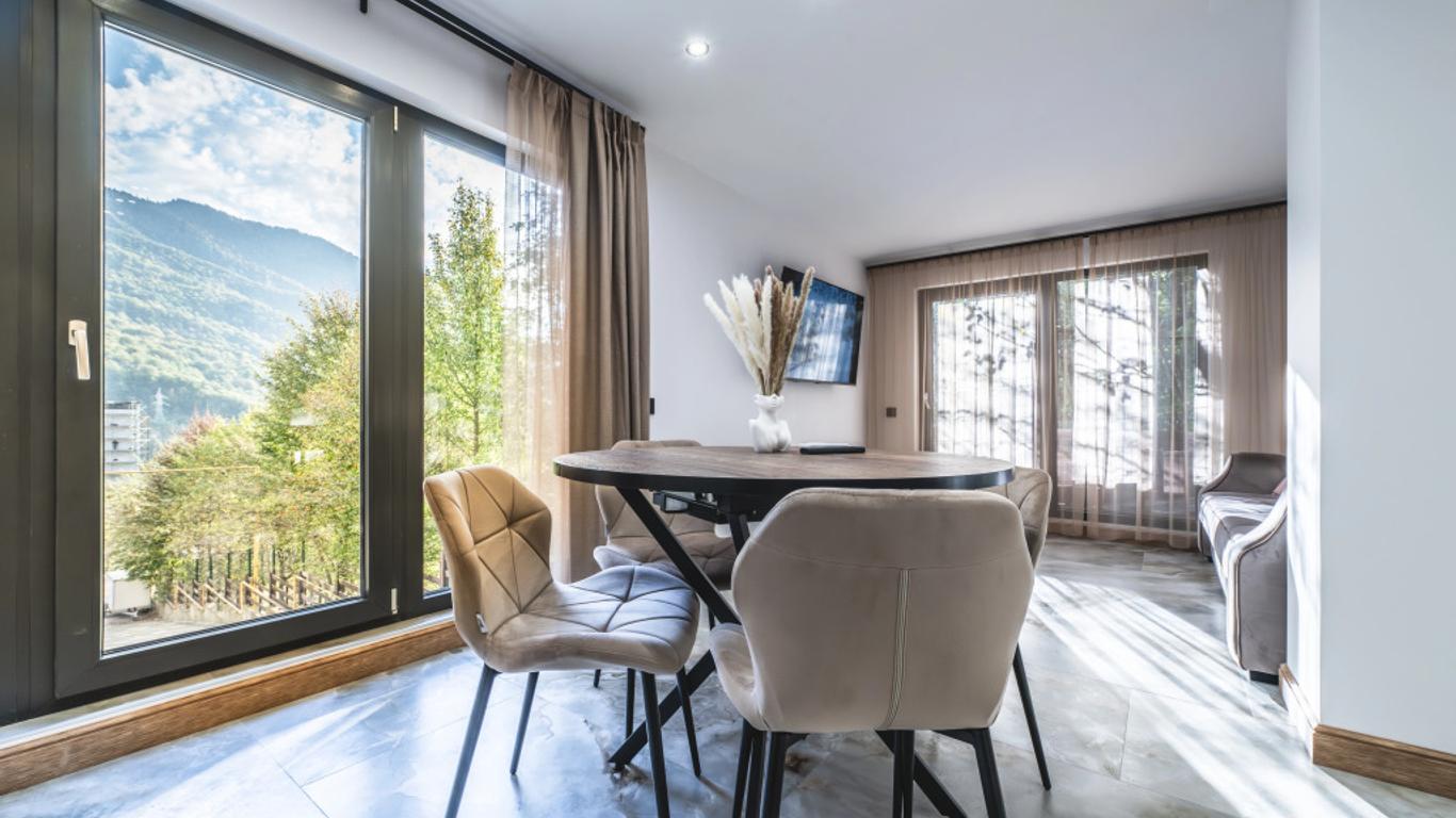 Oplot Apartments