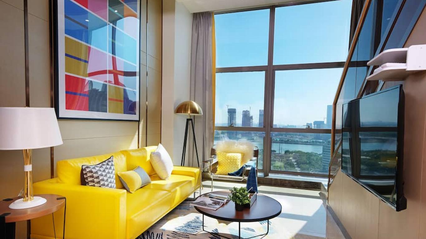 Royal Star Apartment Central City Branch