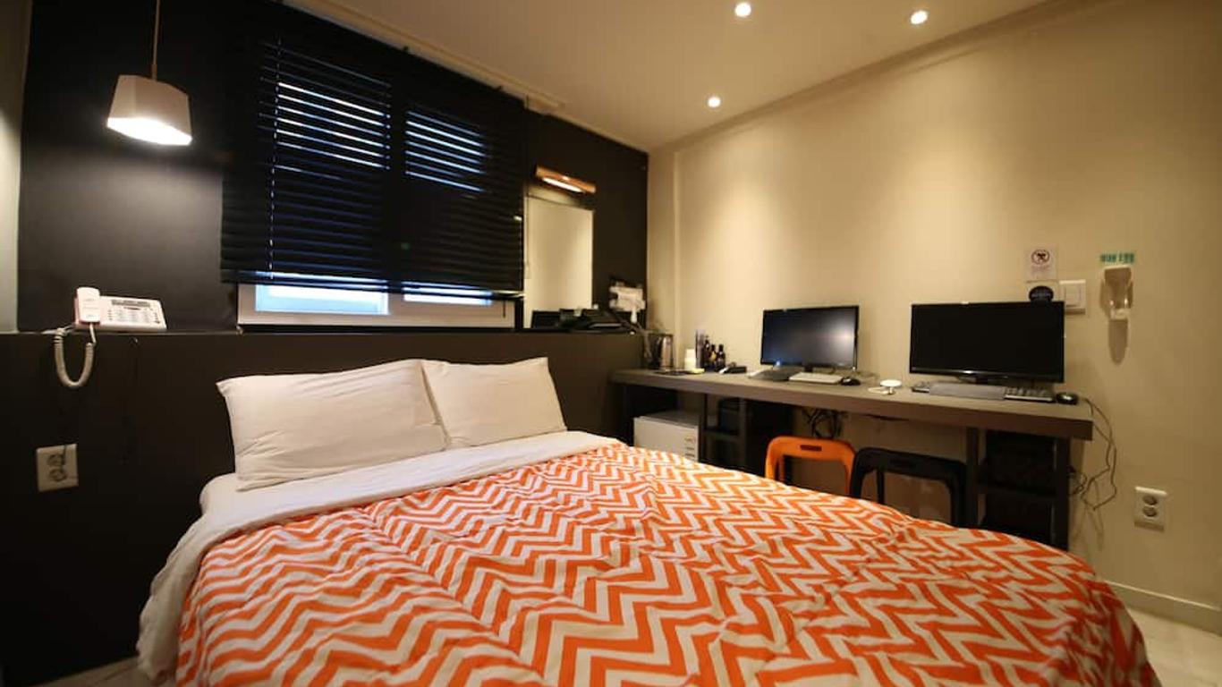 Hotel Real