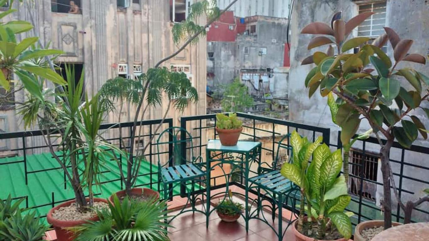 Casa Esther Centro Habana