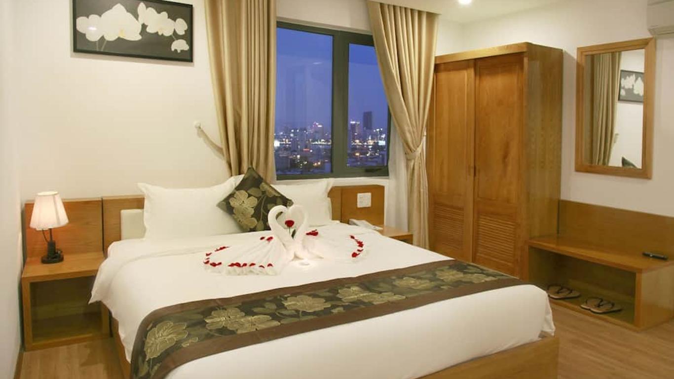 Merry Land Hotel Da Nang