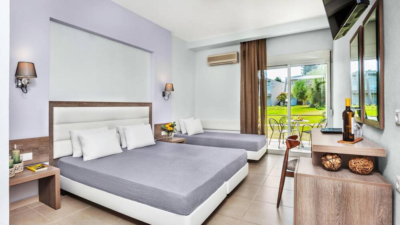 Iris Hotel