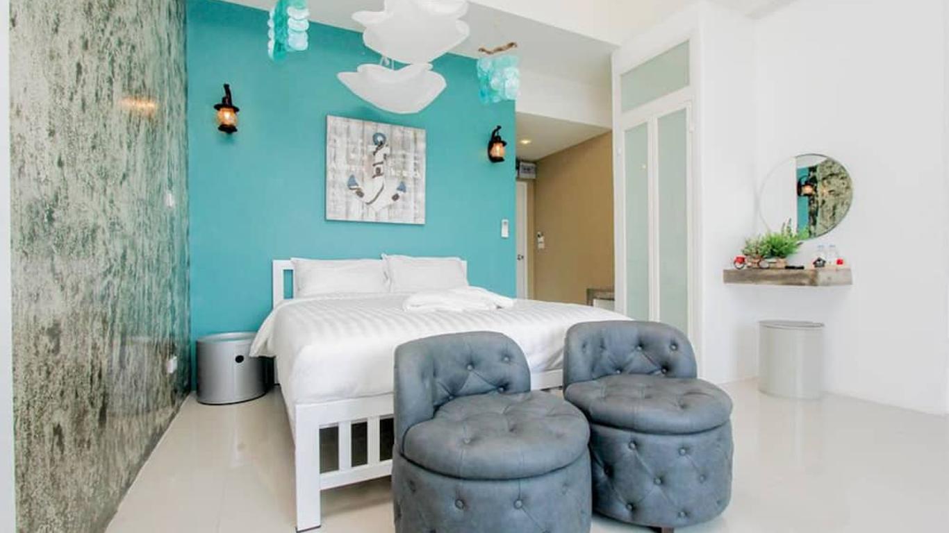 Boutique Summer House