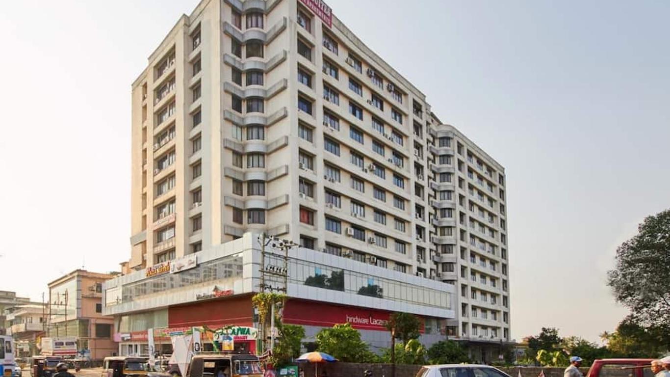 Plaza Suites